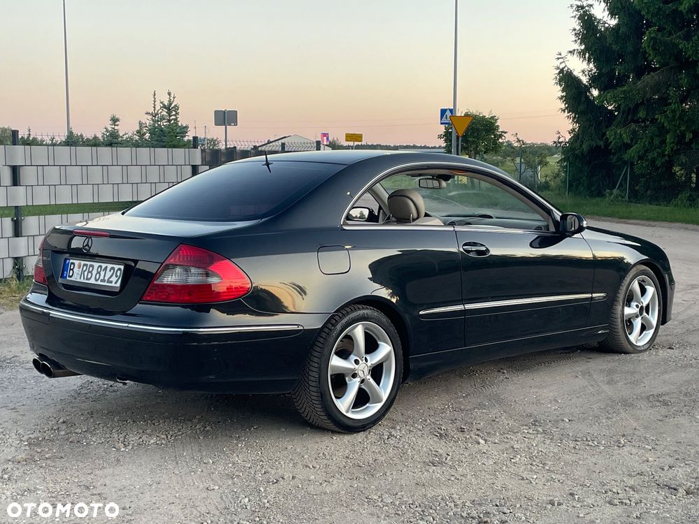 Mercedes-Benz CLK 320 CDI 7G-TRONIC Elegance - 9