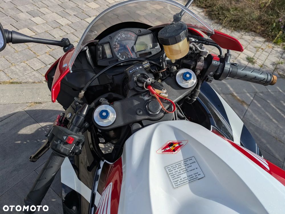 Honda CBR - 2