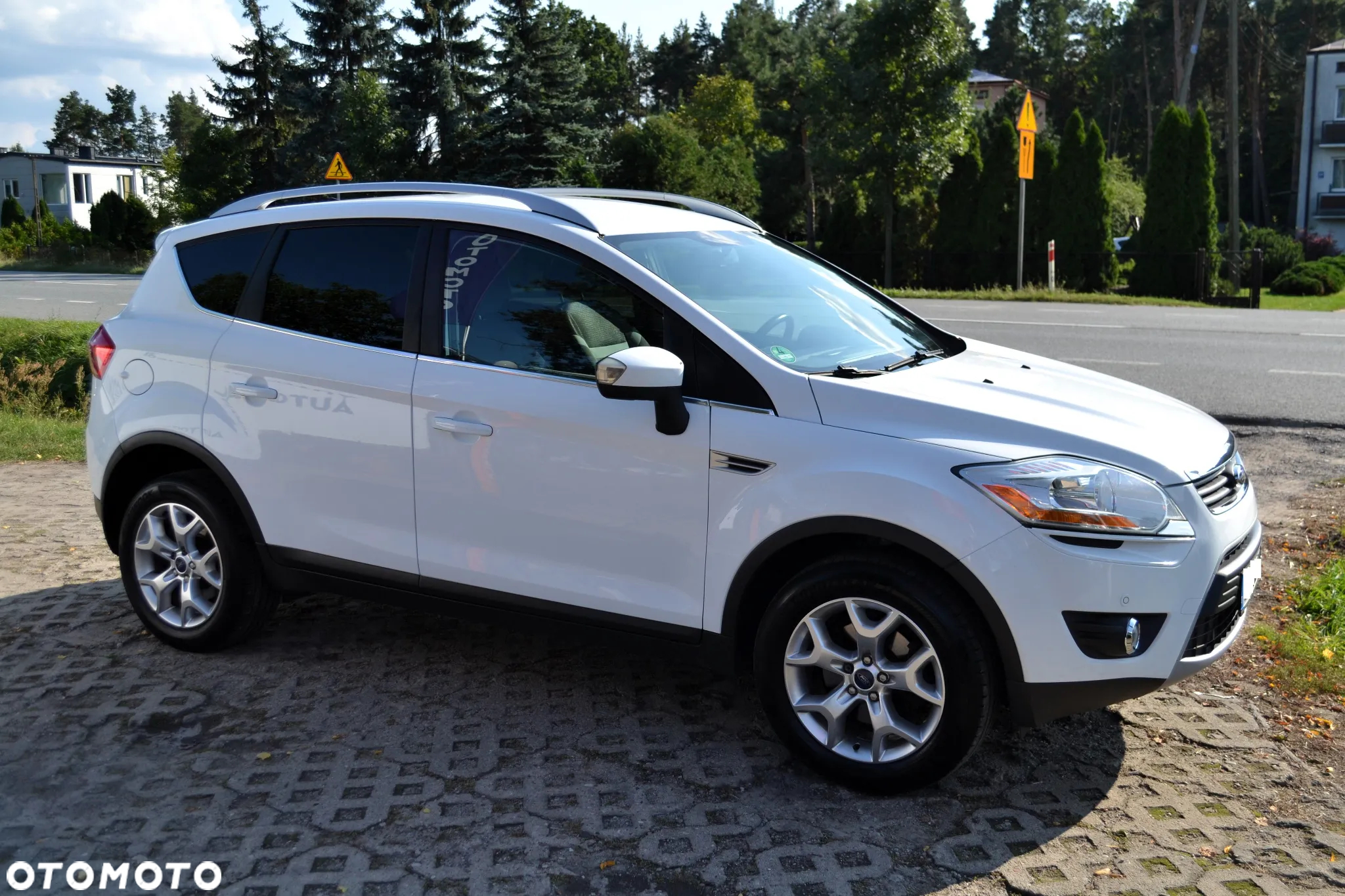 Ford Kuga 2.0 TDCi 4x4 Trend - 16