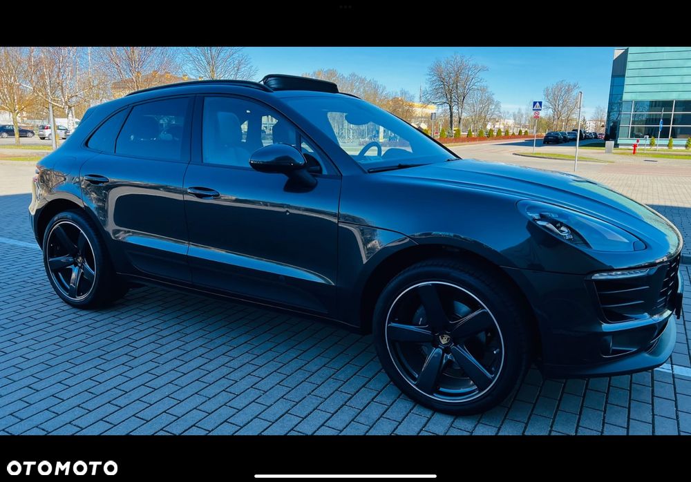 Porsche Macan Standard - 1