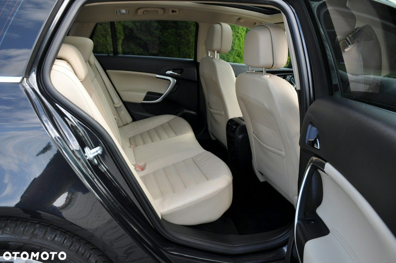 Opel Insignia - 19