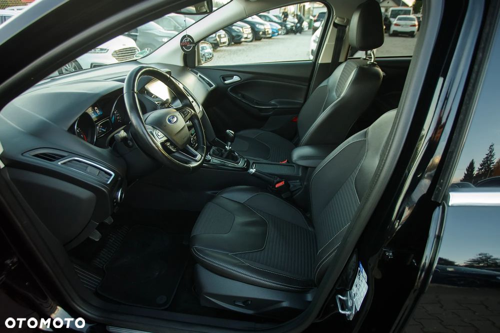 Ford Focus 1.0 EcoBoost Titanium ASS - 16