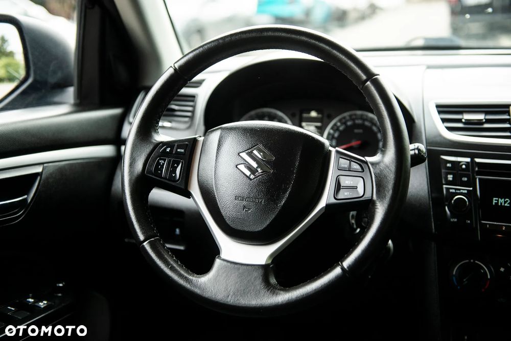 Suzuki Swift 1.2 Club - 29