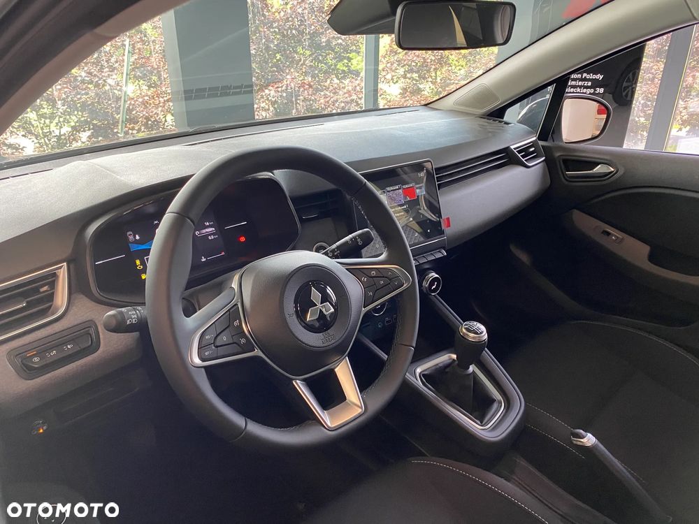 Mitsubishi Colt 1.0T Invite - 12