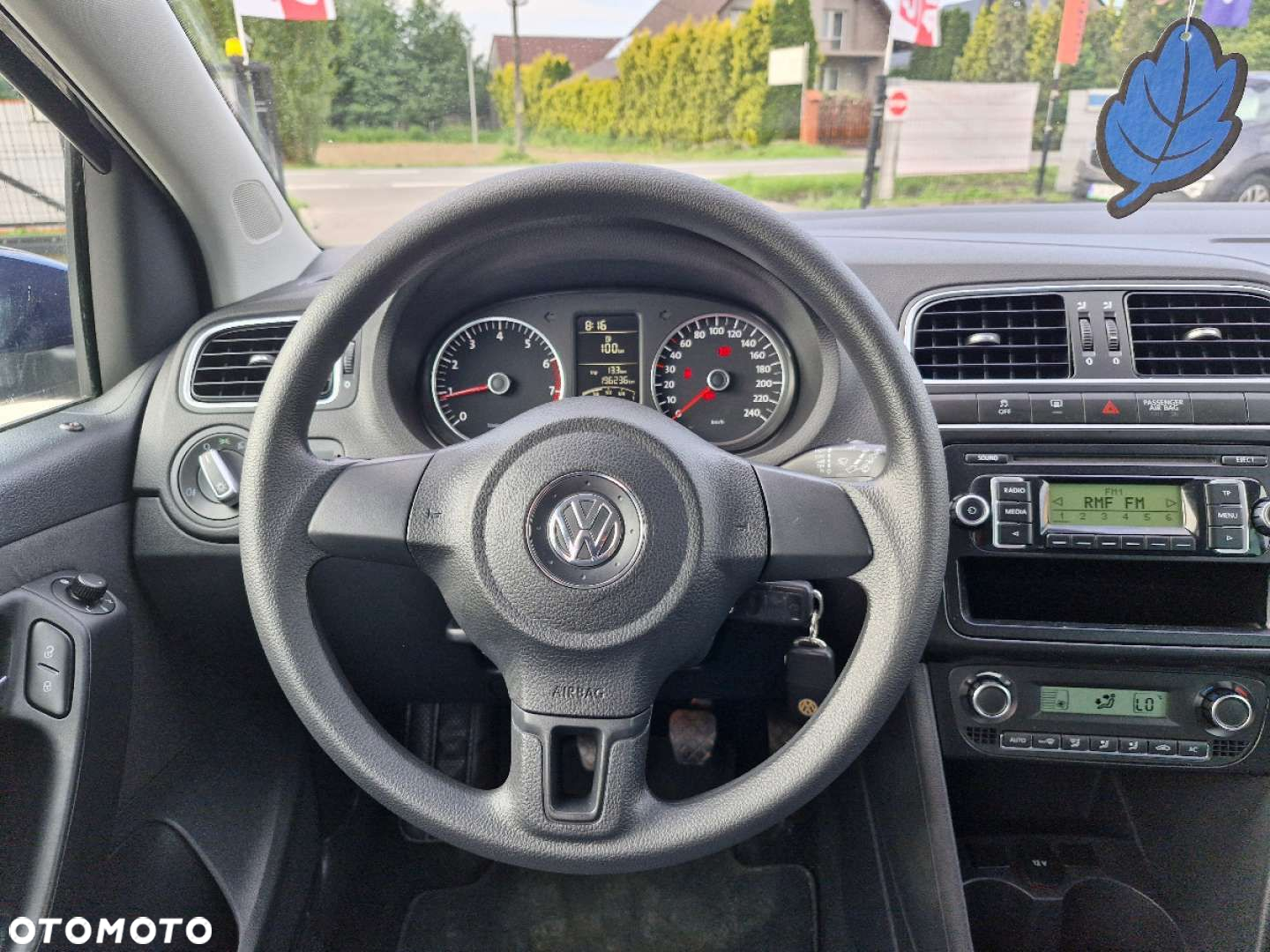 Volkswagen Polo - 25