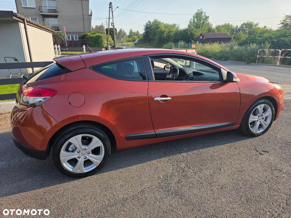 Renault Megane 1.6 16V Dynamique Euro5 - 18