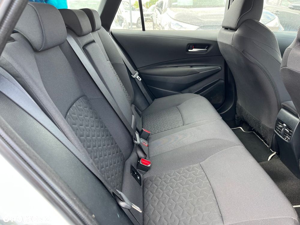 Toyota Corolla 2.0 Hybrid Comfort - 26