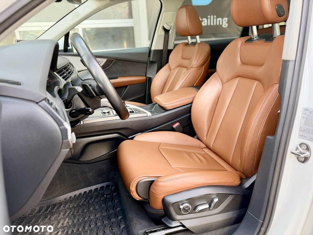 Audi Q7 - 15