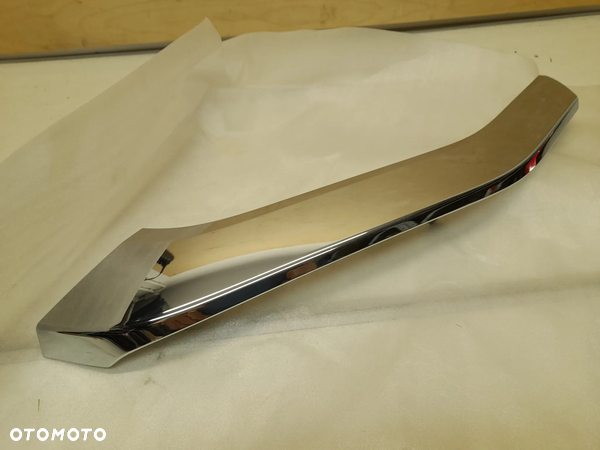 ECLIPSE CROSS LIFT 21 - LISTWA ZDERZAKA CHROM LEWA 6407A423