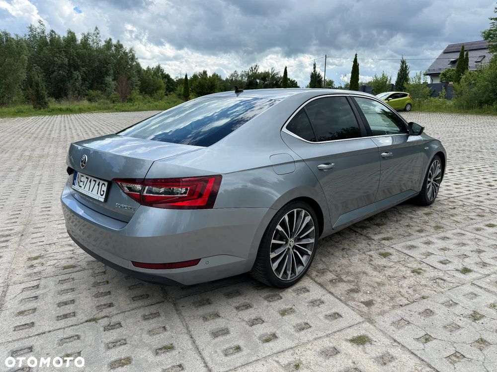 Skoda Superb 2.0 TDI L&K DSG - 5