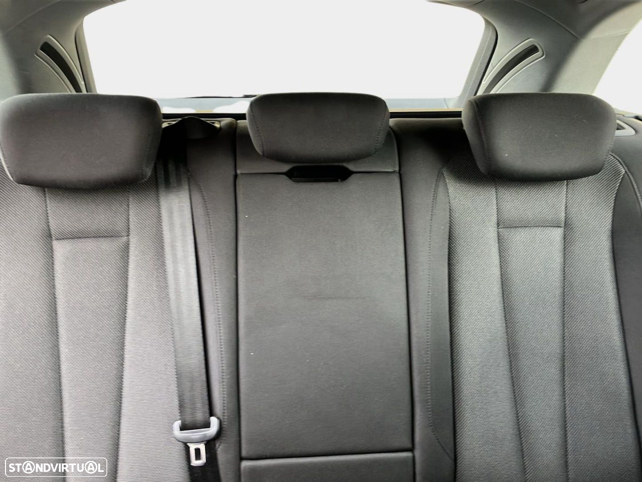 Audi A4 Avant 35 TDI S tronic - 17