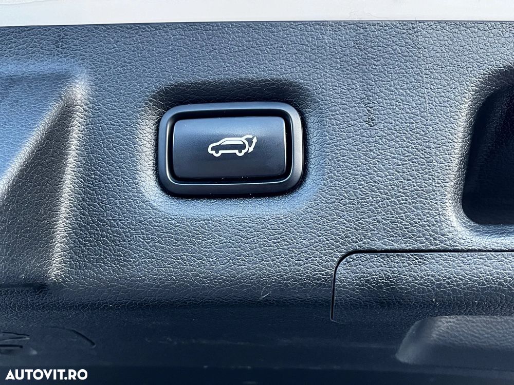 Hyundai Santa Fe - 34