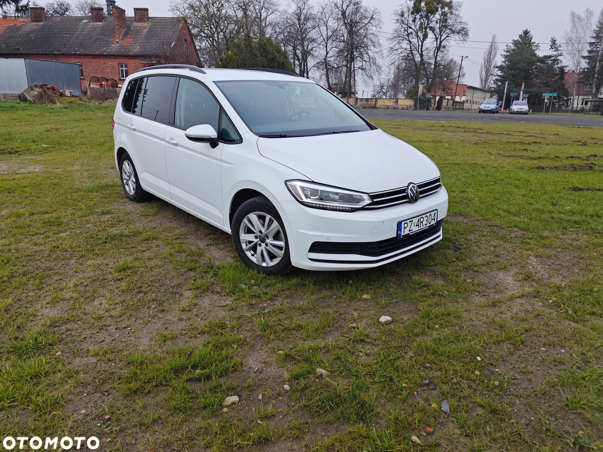 Volkswagen Touran 2.0 TDI BMT SCR Active - 1