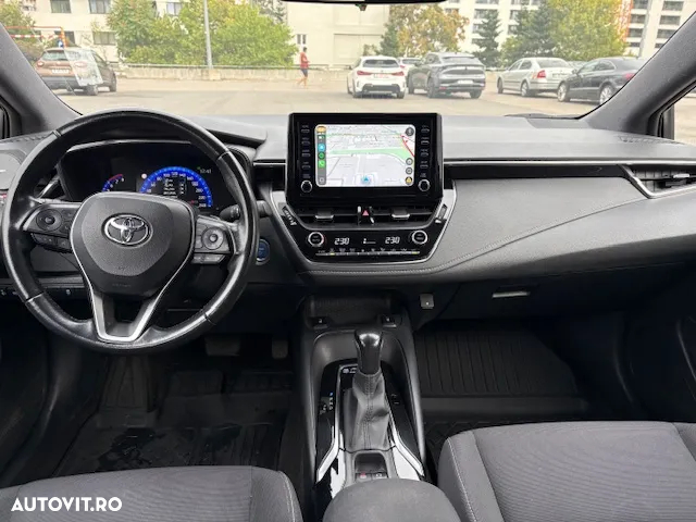 Toyota Corolla - 13