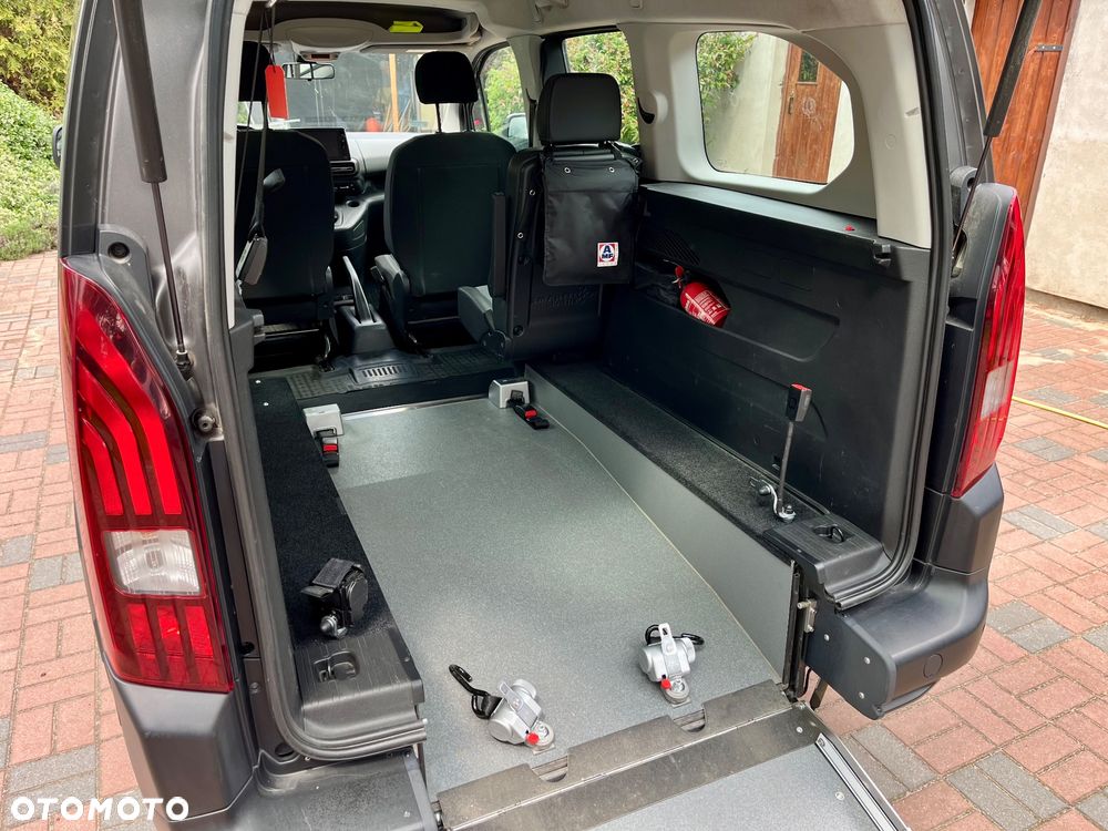 Peugeot Rifter Long 1.5 BlueHDI Allure Pack S&S (7-os.) - 17