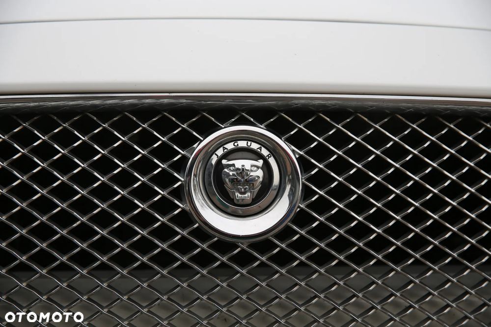 Jaguar XJ 3.0 D V6 Premium Luxury - 10