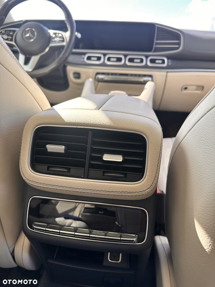 Mercedes-Benz GLE - 24