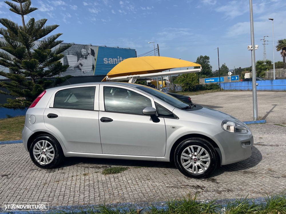 Fiat Punto 1.2 Lounge S&S - 9