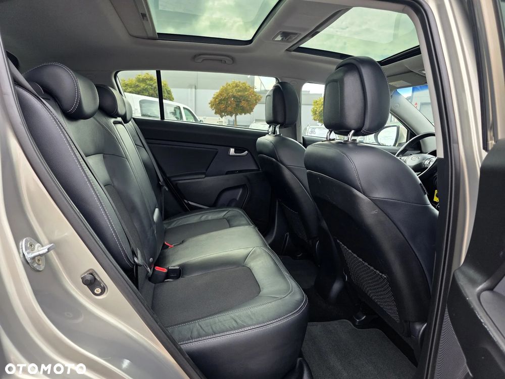 Kia Sportage 2.0 XL 2WD - 8