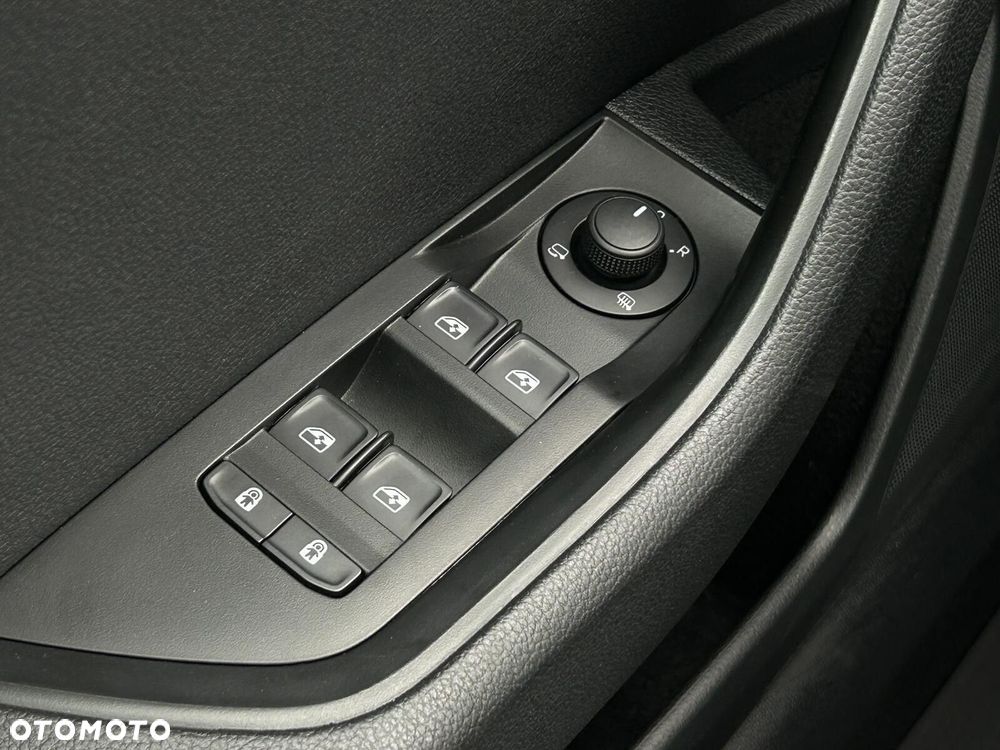 Skoda Superb 2.0 TSI Ambition DSG - 21