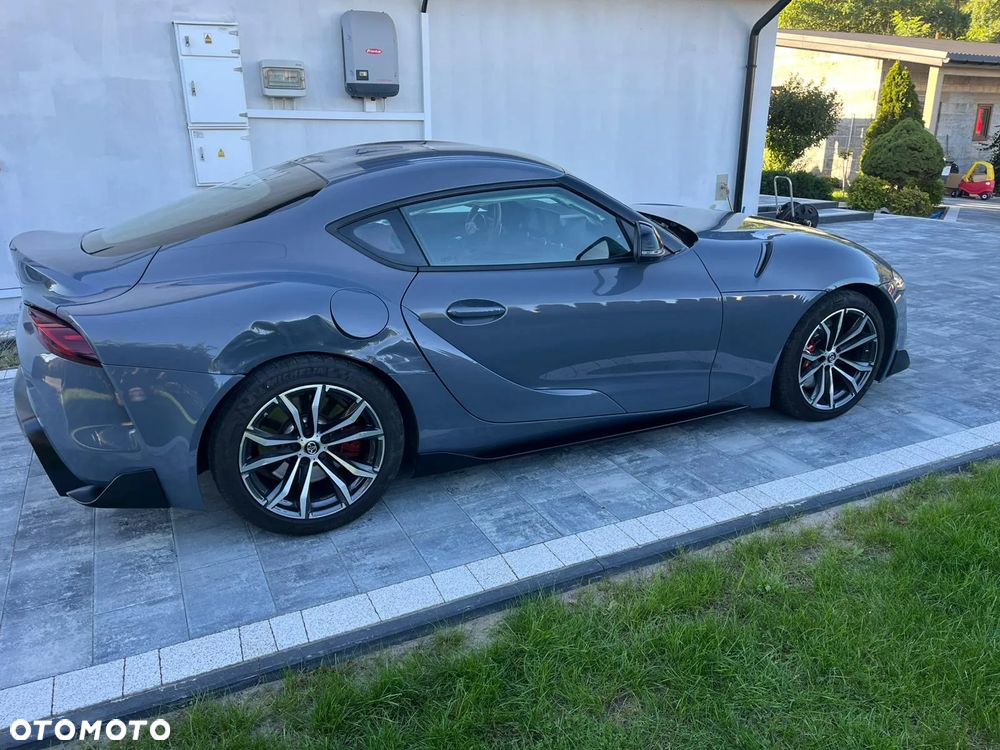Toyota Supra - 2