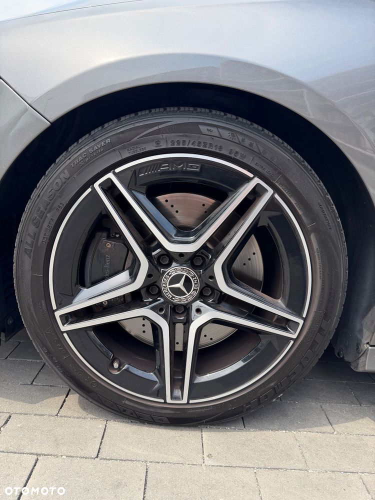 Mercedes-Benz Klasa A 250 7G-DCT AMG Line - 9