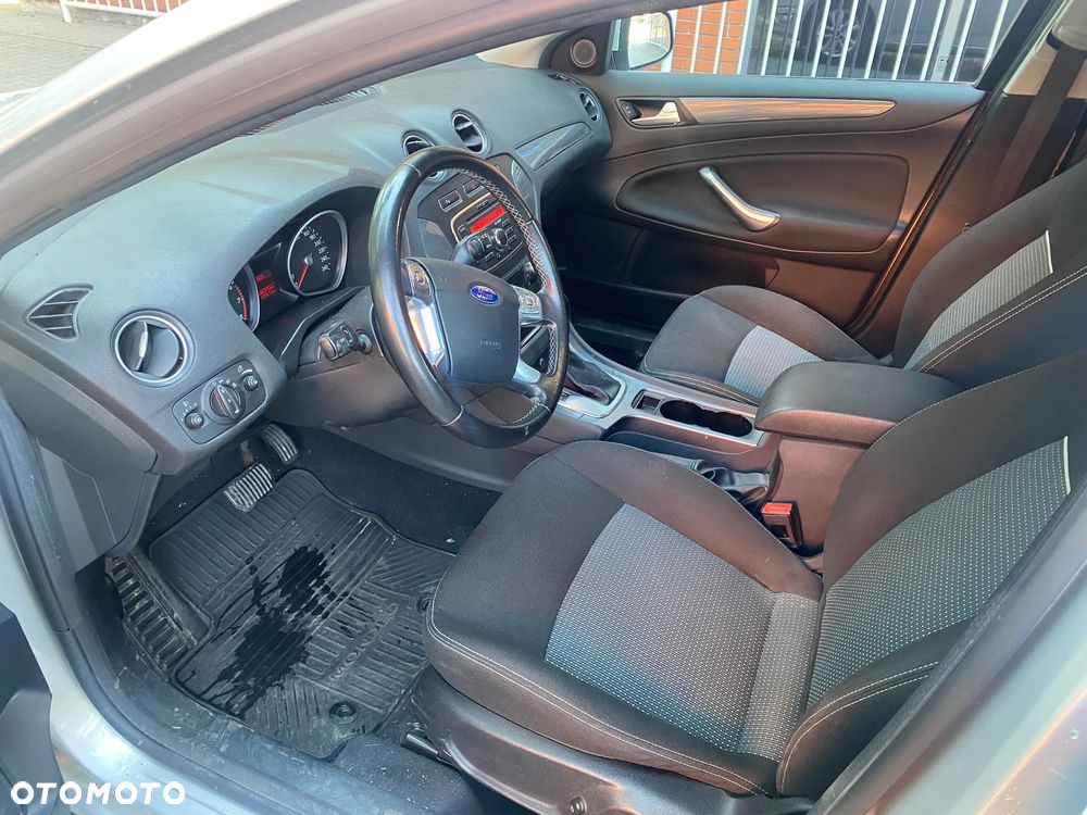Ford Mondeo - 7