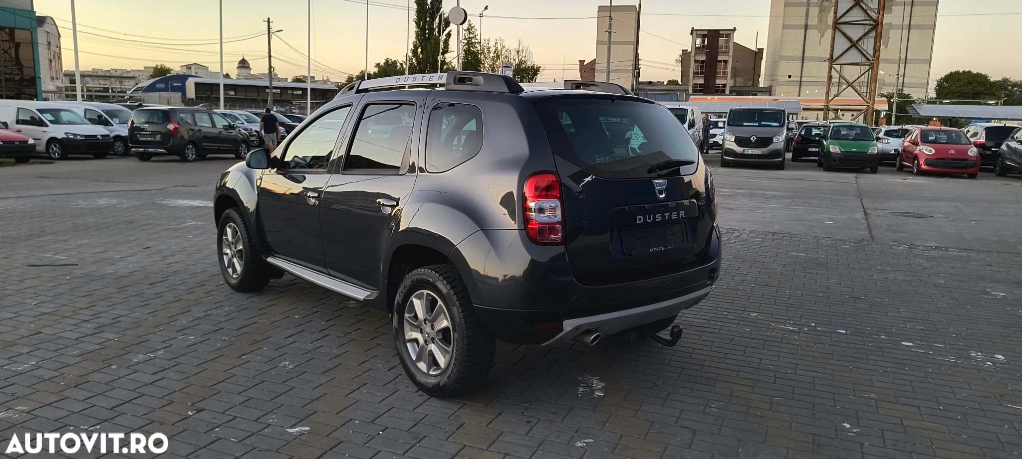 Dacia Duster dCi 110 FAP 4x4 Prestige - 13