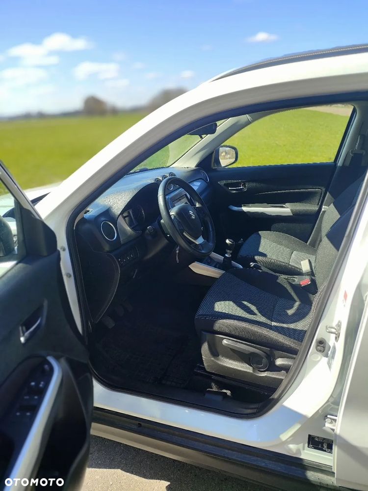 Suzuki Vitara - 10
