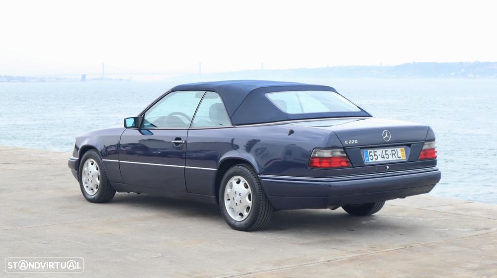 Mercedes-Benz E 220 - 30
