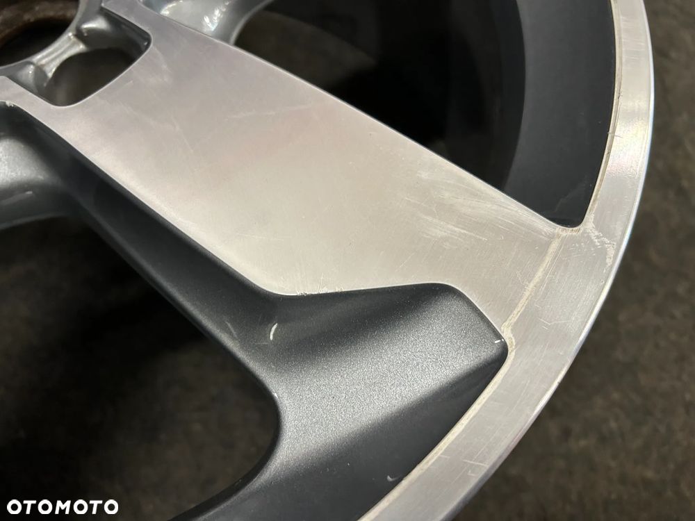 Alufelga Audi Q3 18 cali 5x112 1szt. 8U0601025D - 4