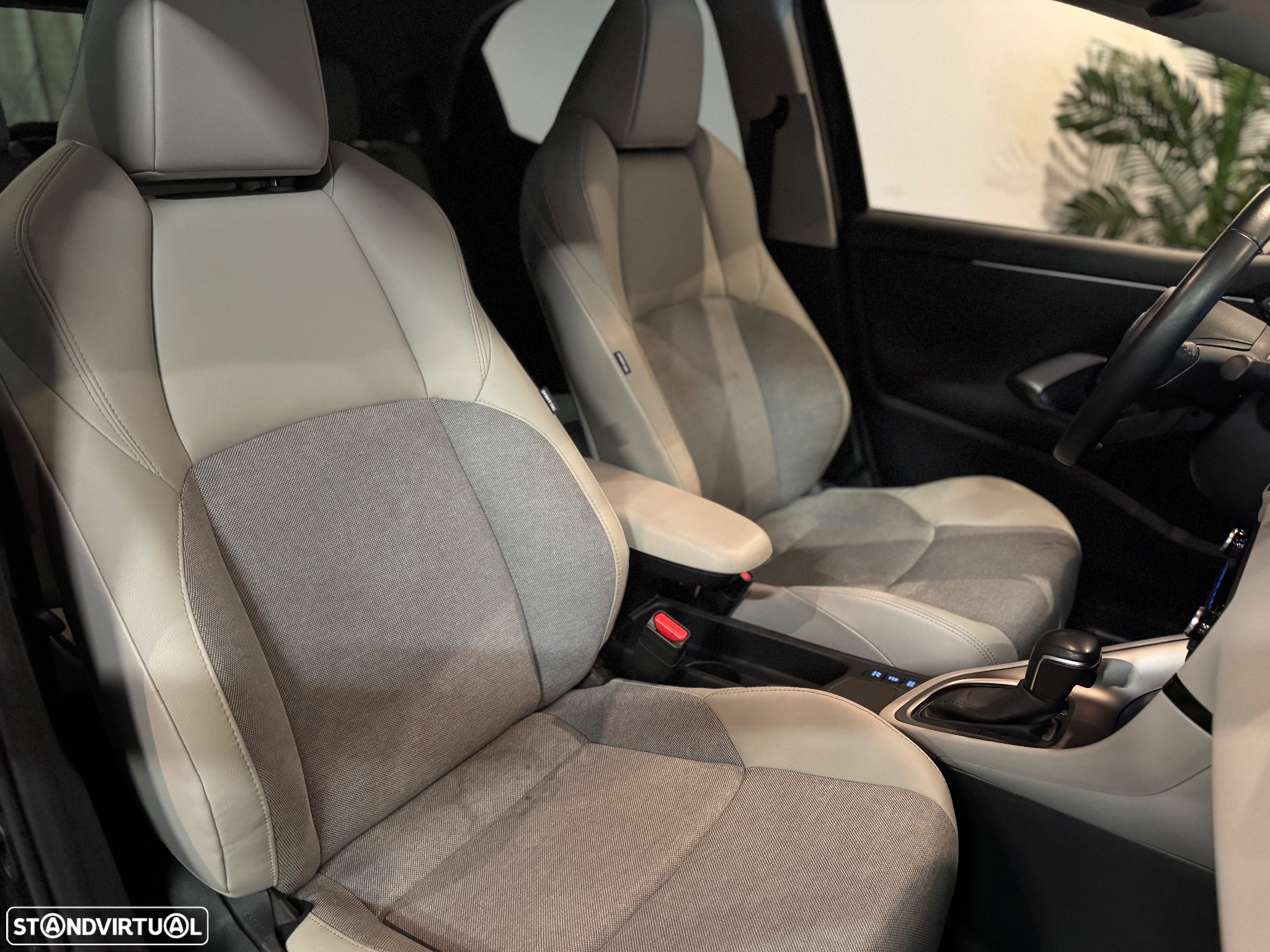 Toyota Yaris 1.5 HDF GR Sport - 29