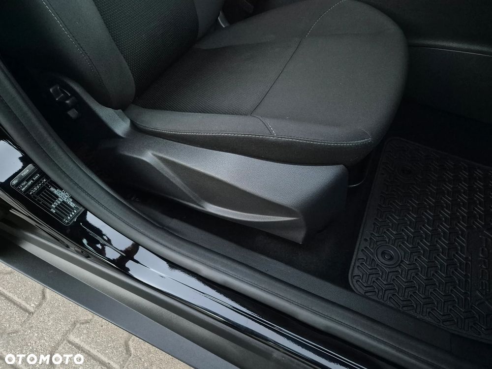 Ford Focus - 28