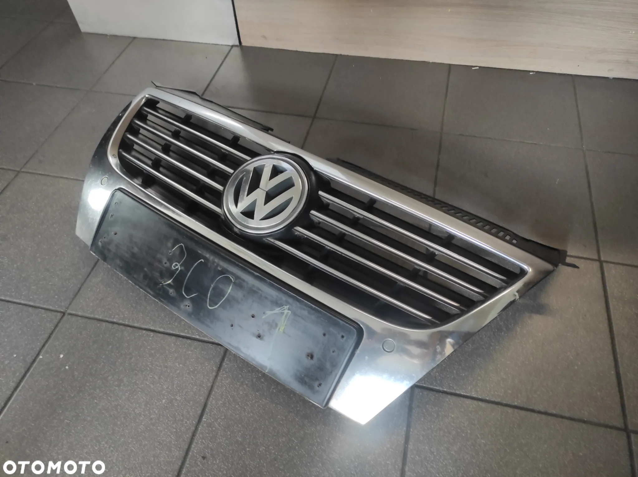 ATRAPA GRILL LOGO CHROM VW PASSAT B6 3C0 HIGHLINE PDC CZUJNIKI PARKOWANIA WYSYŁKA !!!! - 2