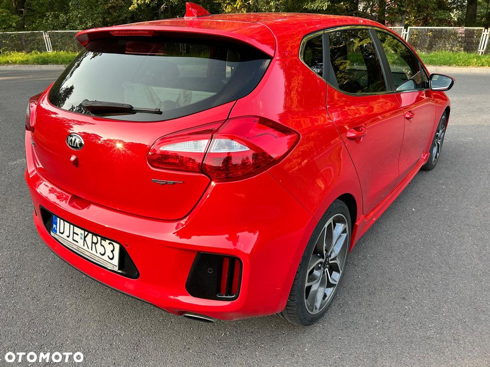 Kia Ceed 1.6 T-GDI GT - 24