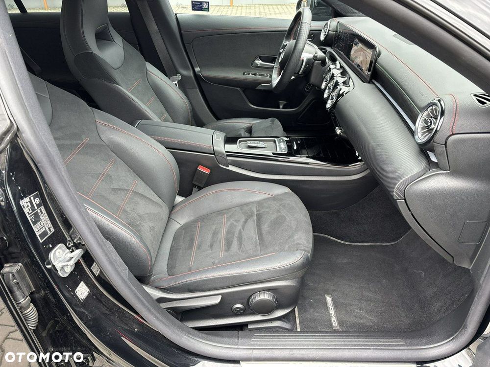 Mercedes-Benz CLA - 18