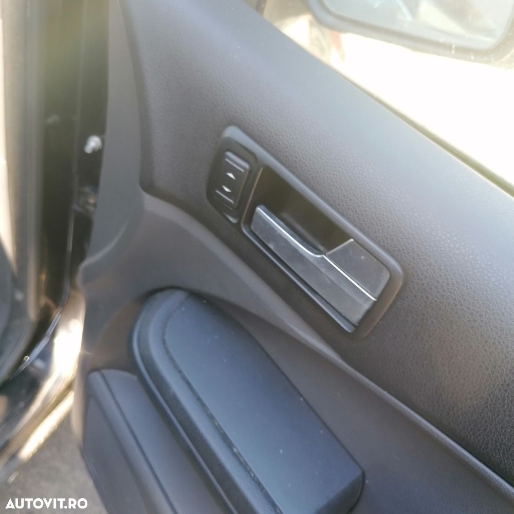 Dezmembrari  Ford C-MAX 1  2003  > 2010 1.6 TDCi Motorina - 16