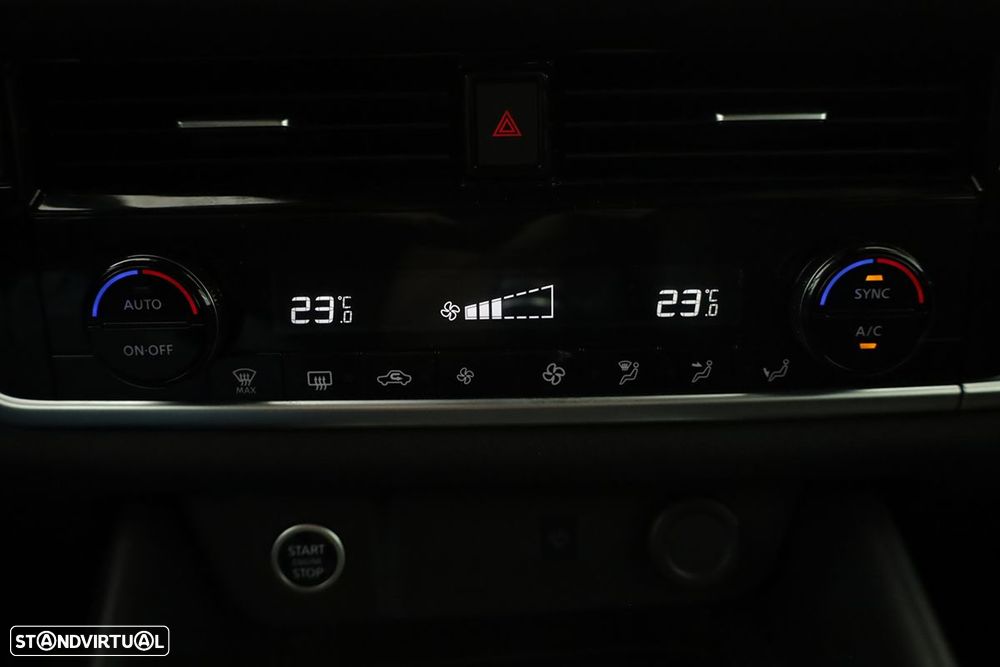 Nissan Qashqai - 12