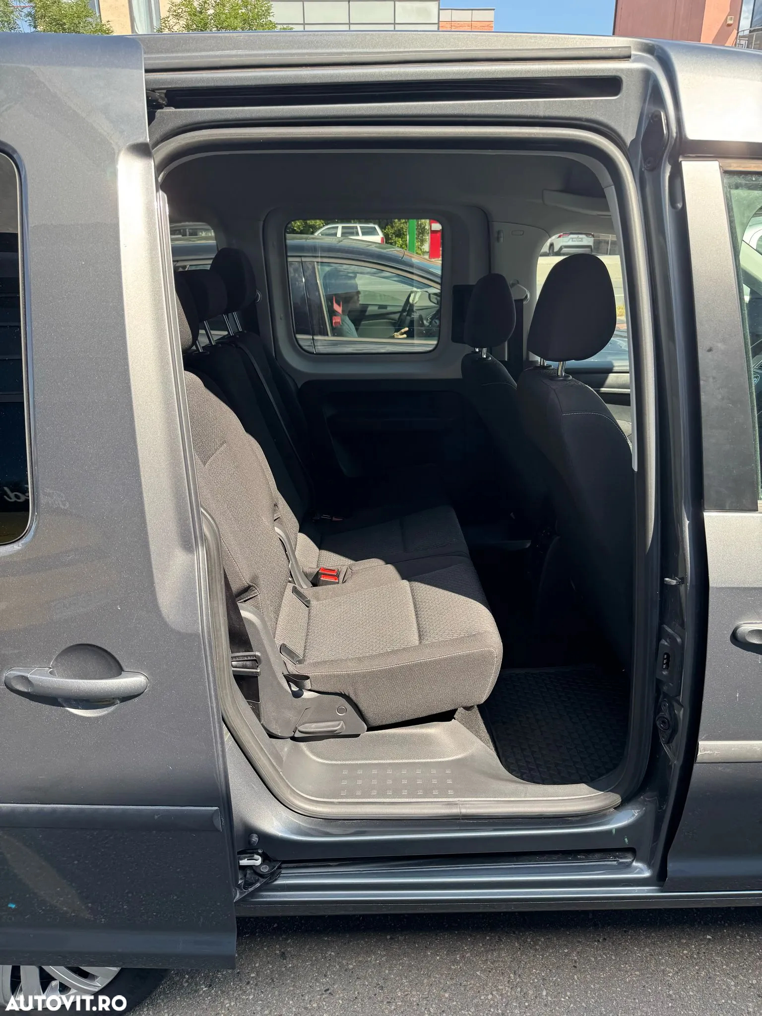 Volkswagen Caddy 1.4 TSI DSG - 24