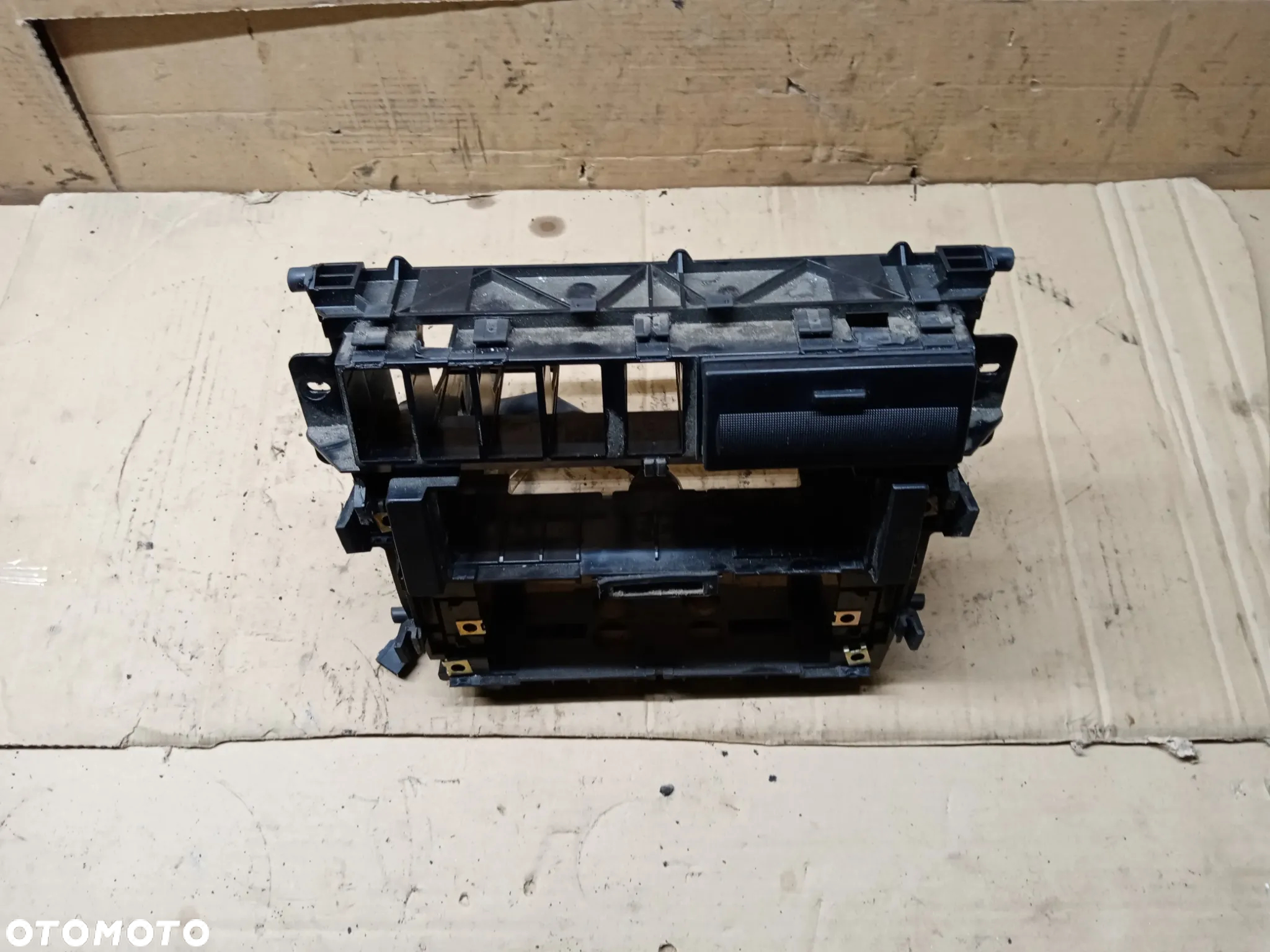 Ramka radia stelaż kieszeń pompka Audi A4 B5 8D0820529S 8D0857007F - 3