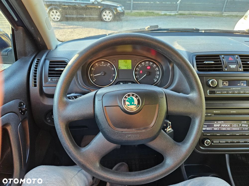 Skoda Fabia 1.2 TSI FAMILY Green tec - 16