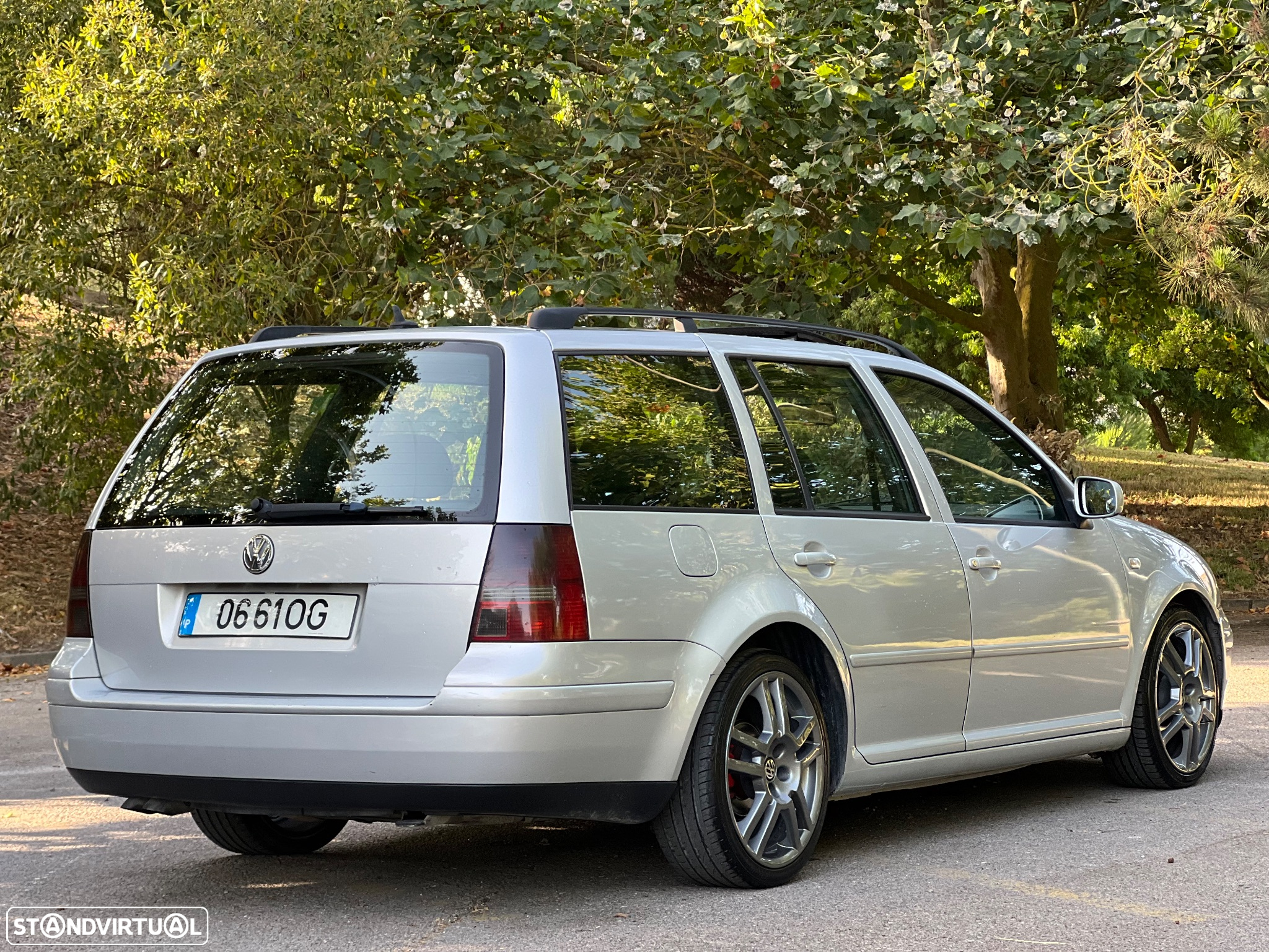 VW Golf Variant 1.9 TDi Highline - 3