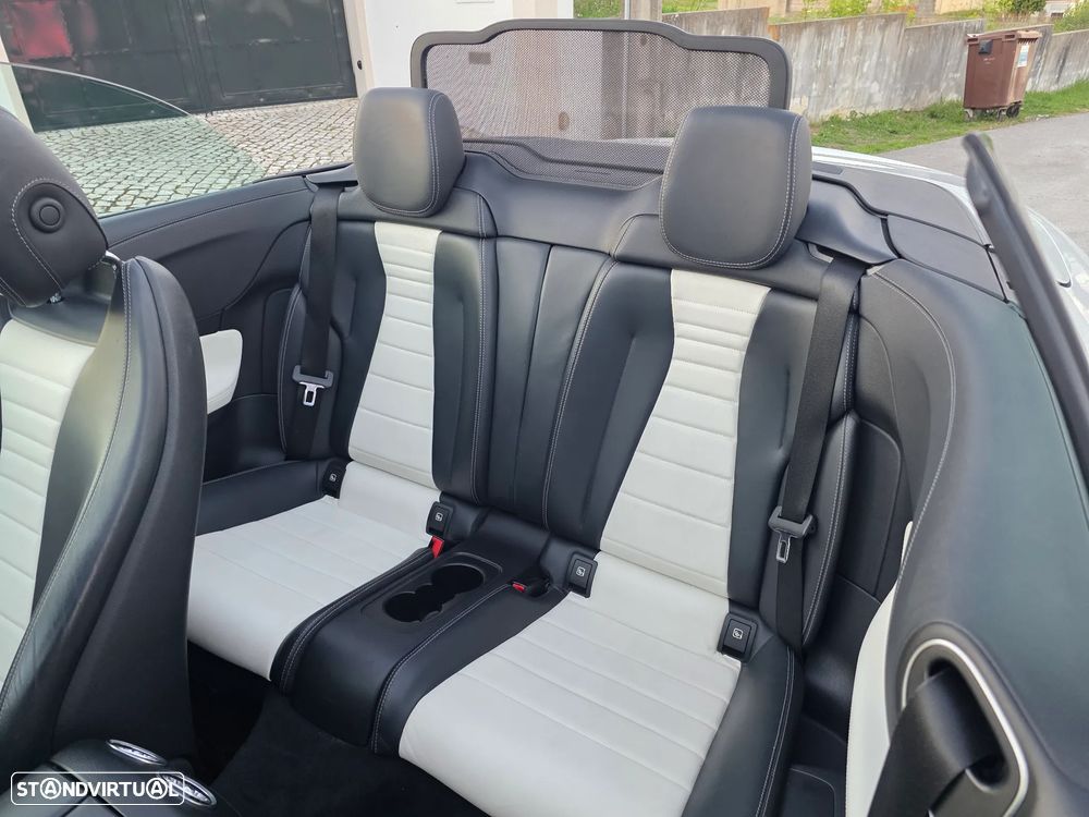 Mercedes-Benz E 220 d Cabrio 9G-Tronic AMG Line - 31