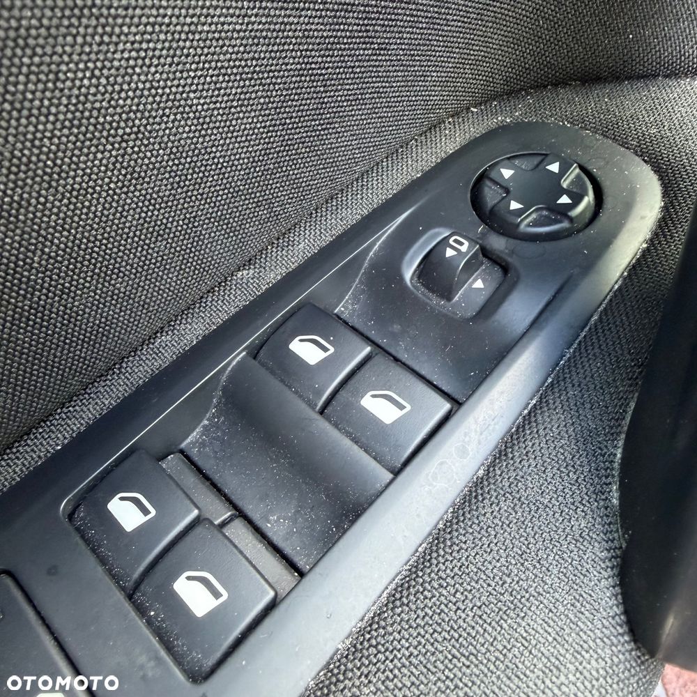 Peugeot 308 1.5 BlueHDi Active S&S - 19