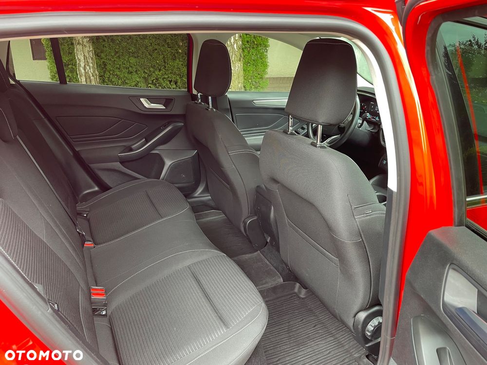Ford Focus 1.5 EcoBlue Start-Stopp-System TITANIUM EDITION - 9