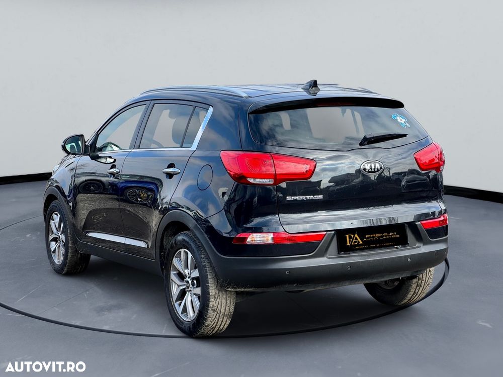 Kia Sportage 1.7 CRDI 2WD ISG Dream-Team Edition - 5