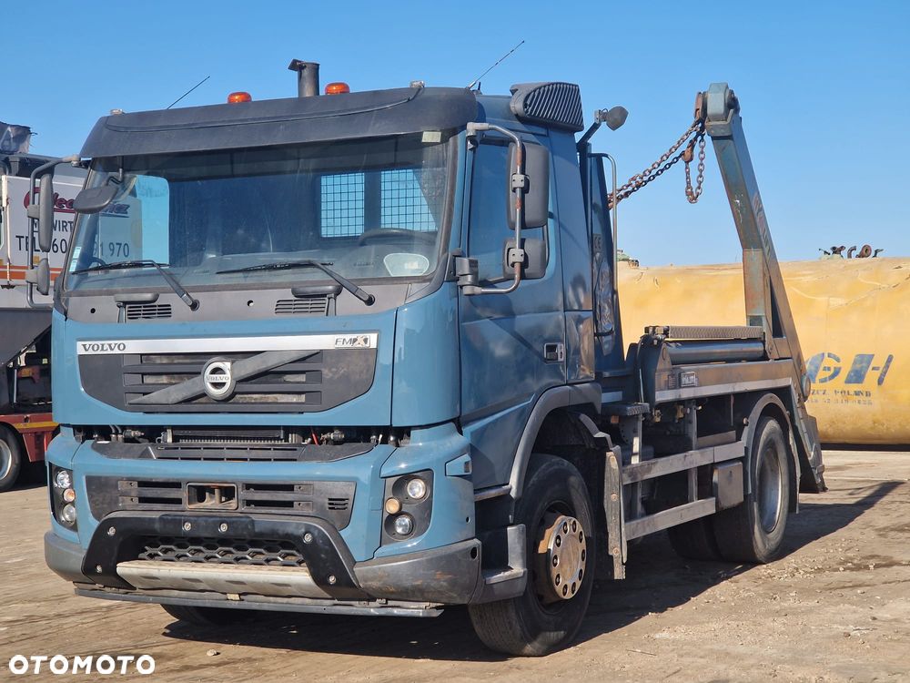 Volvo FM-4X2R - 1
