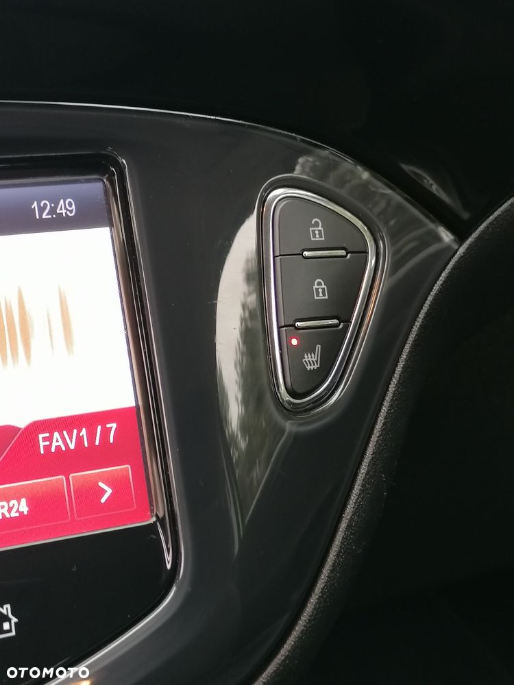 Opel Corsa 1.4 Edition - 21