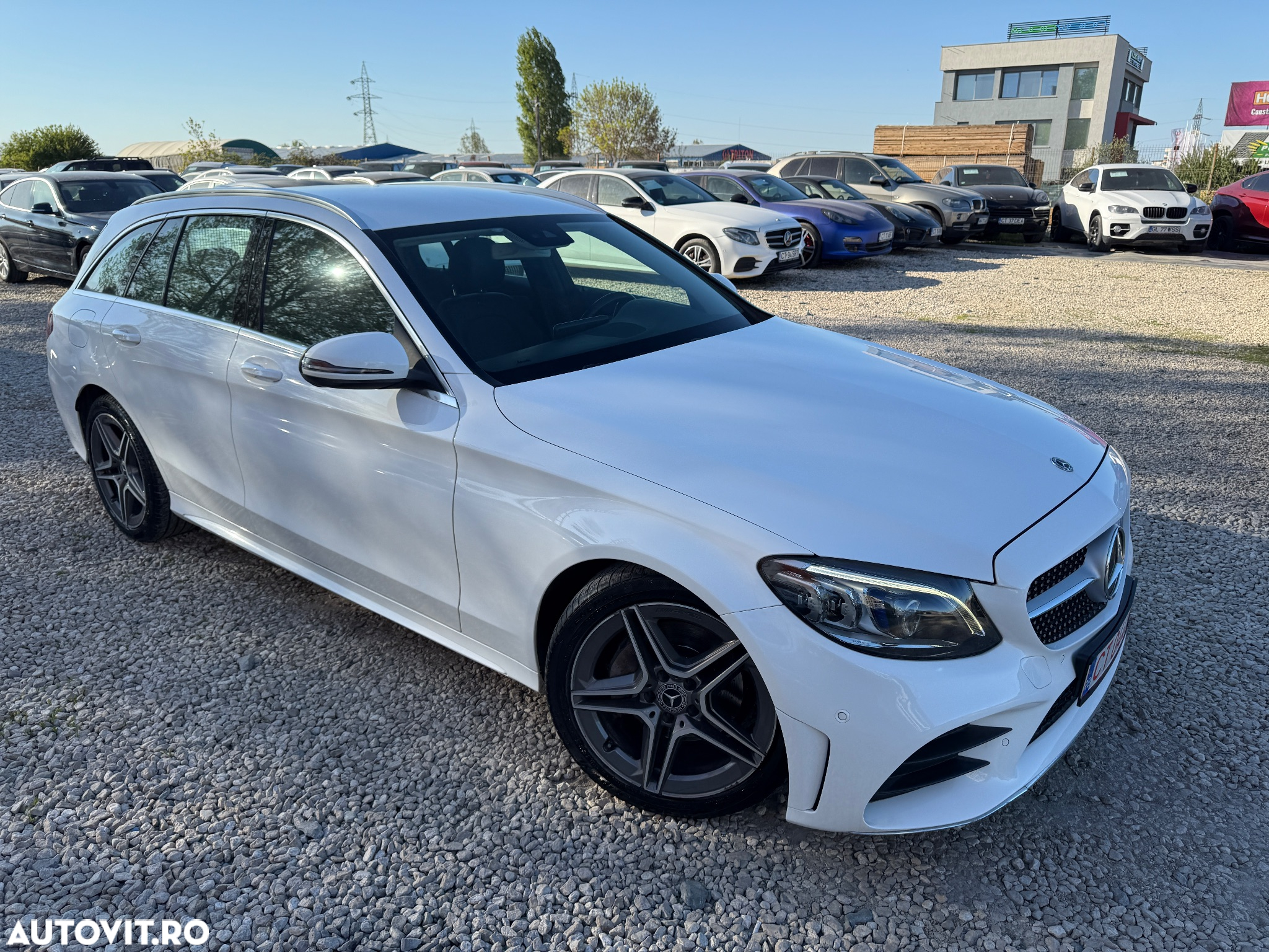 Mercedes-Benz C 220 d T 9G-TRONIC AMG Line - 32