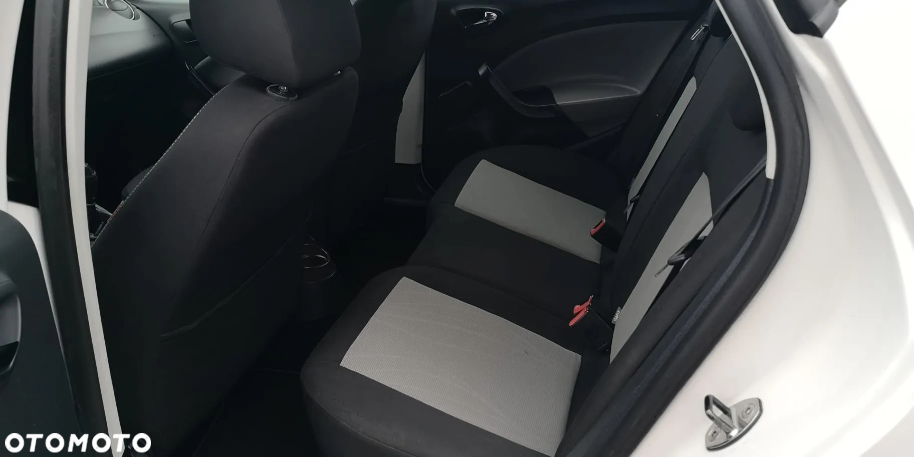 Seat Ibiza 1.4 16V Style - 31
